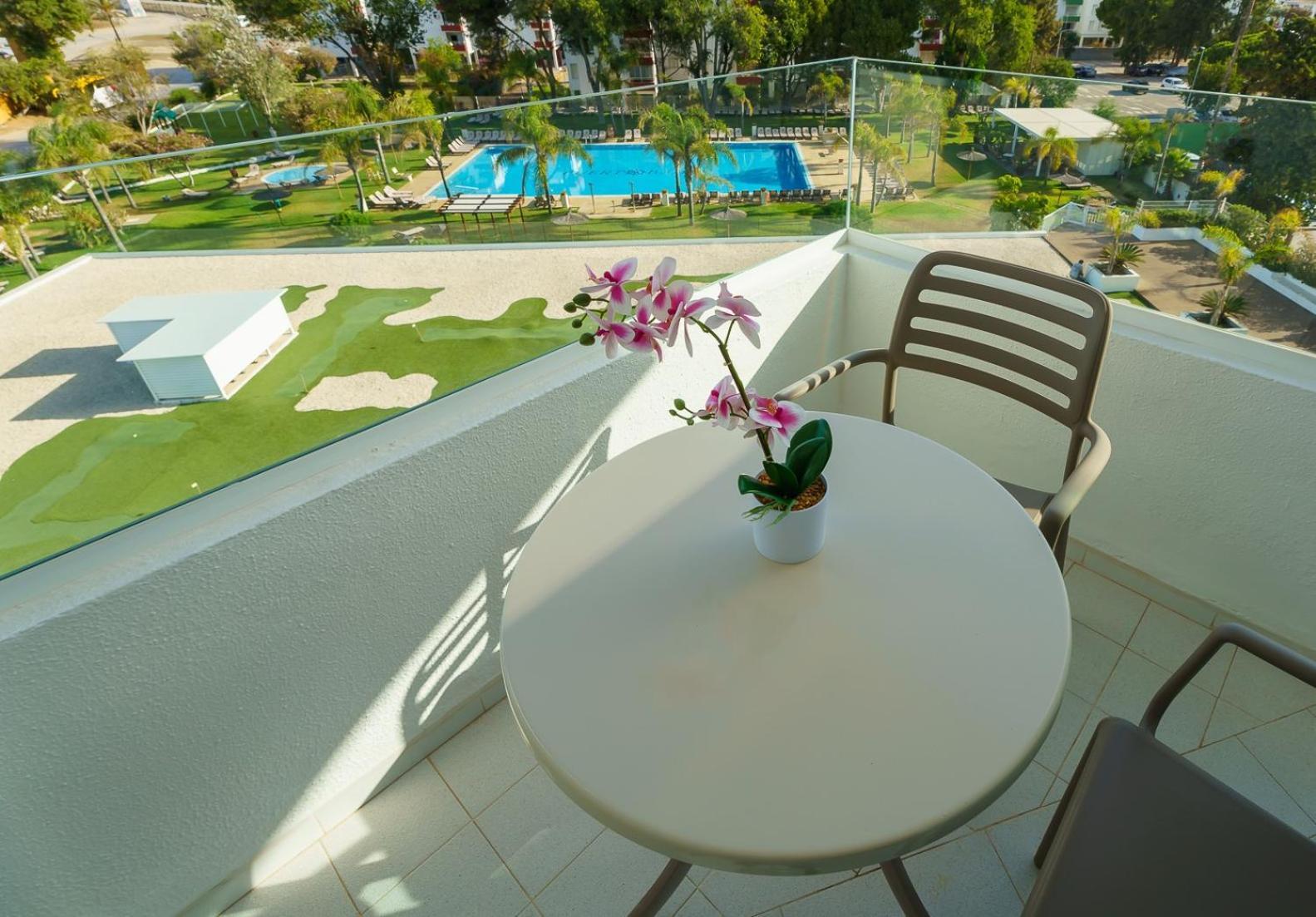 Hotel Puerto Bahia & Spa El Puerto de Santa Maria Luaran gambar