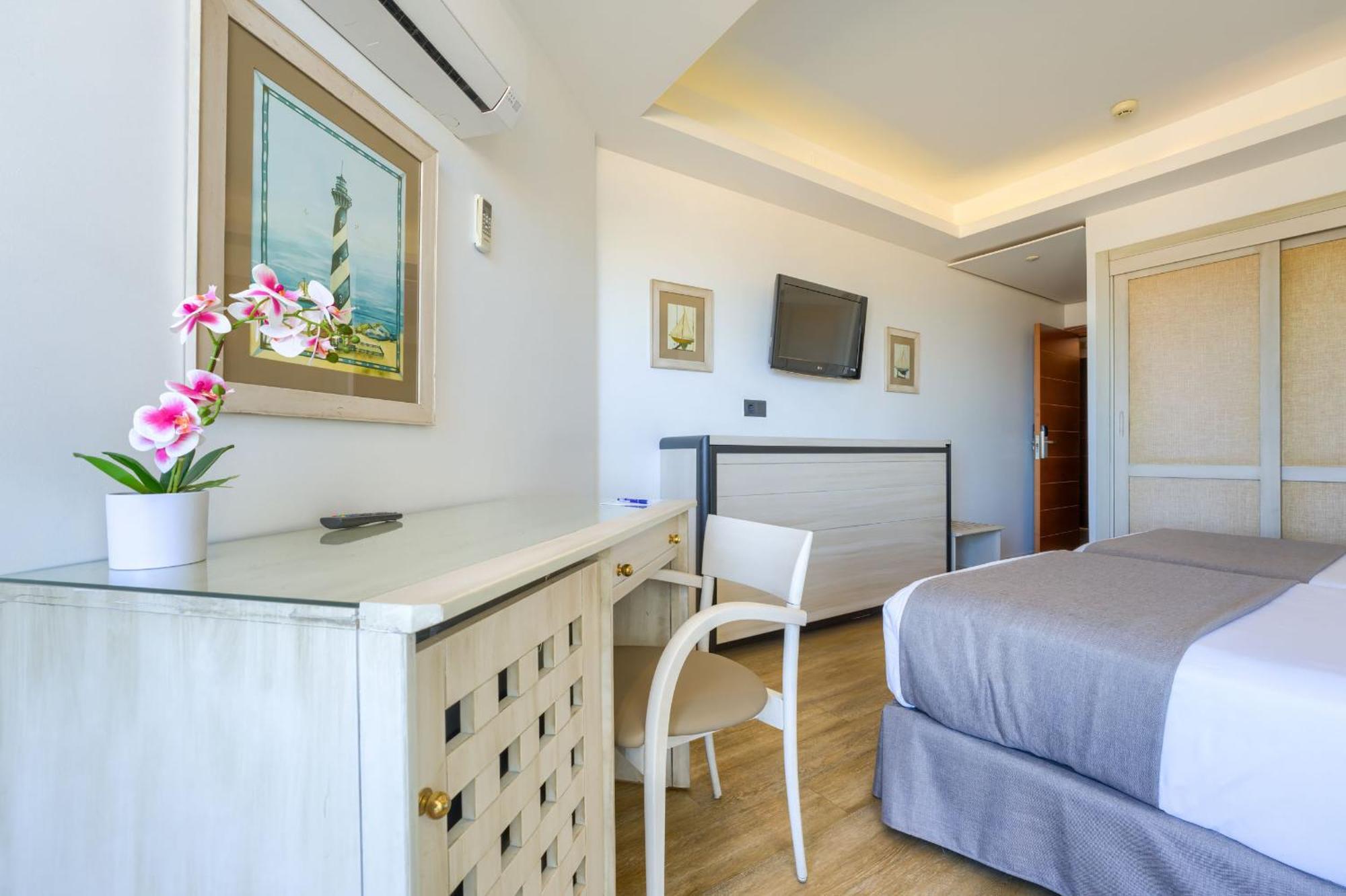 Hotel Puerto Bahia & Spa El Puerto de Santa Maria Luaran gambar
